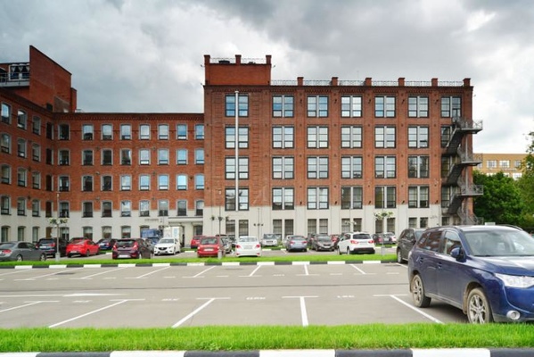 107023, г. Москва, Электрозаводская улица, 27с7 (БЦ «ЛеФОРТ»)