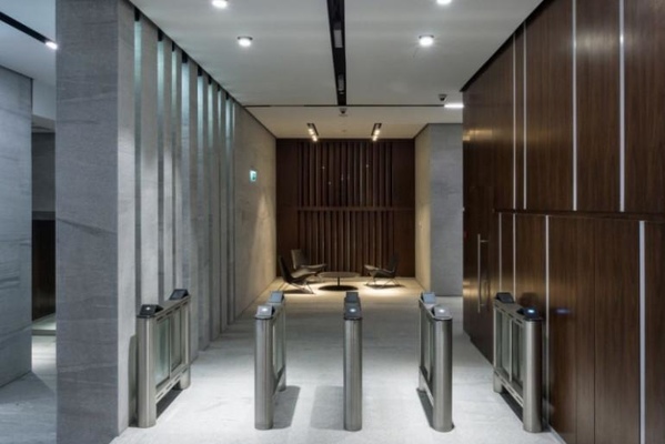 117335, г. Москва, Нахимовский проспект, 58