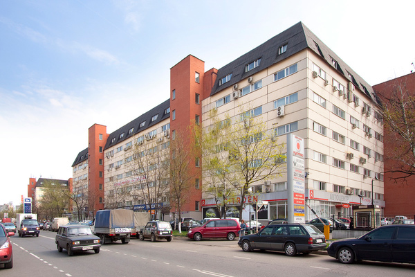 111141, г. Москва, Кусковская улица, 20А (БЦ «Кусково»)