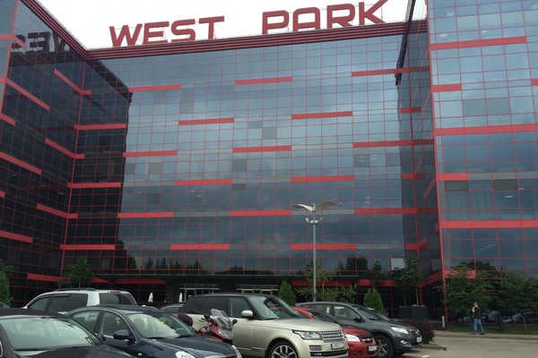 119530, г. Москва, Очаковское шоссе, 34