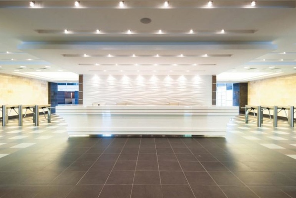 121596, г. Москва, улица Горбунова, 2с3