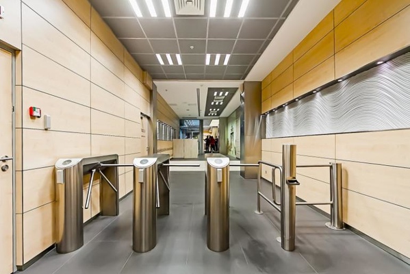 121096, г. Москва, улица Василисы Кожиной, 1