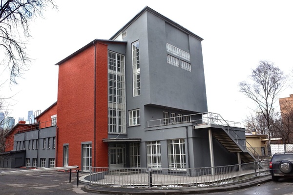 121059, г. Москва, Бережковская набережная, 28