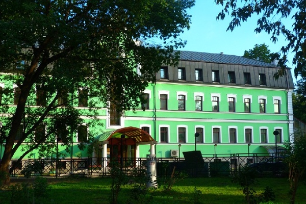 115093, г. Москва, улица Щипок, 2