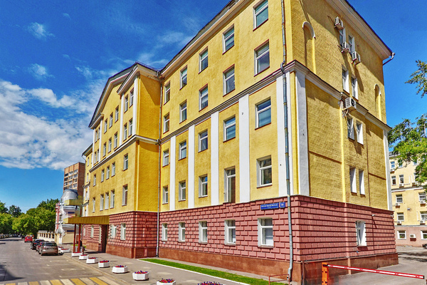 119435, г. Москва, Малая Пироговская улица, 18с1