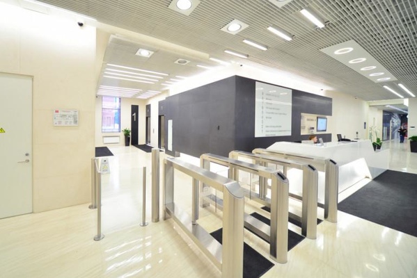 127018, г. Москва, улица Двинцев, 12к1А (БЦ «Двинцев»)